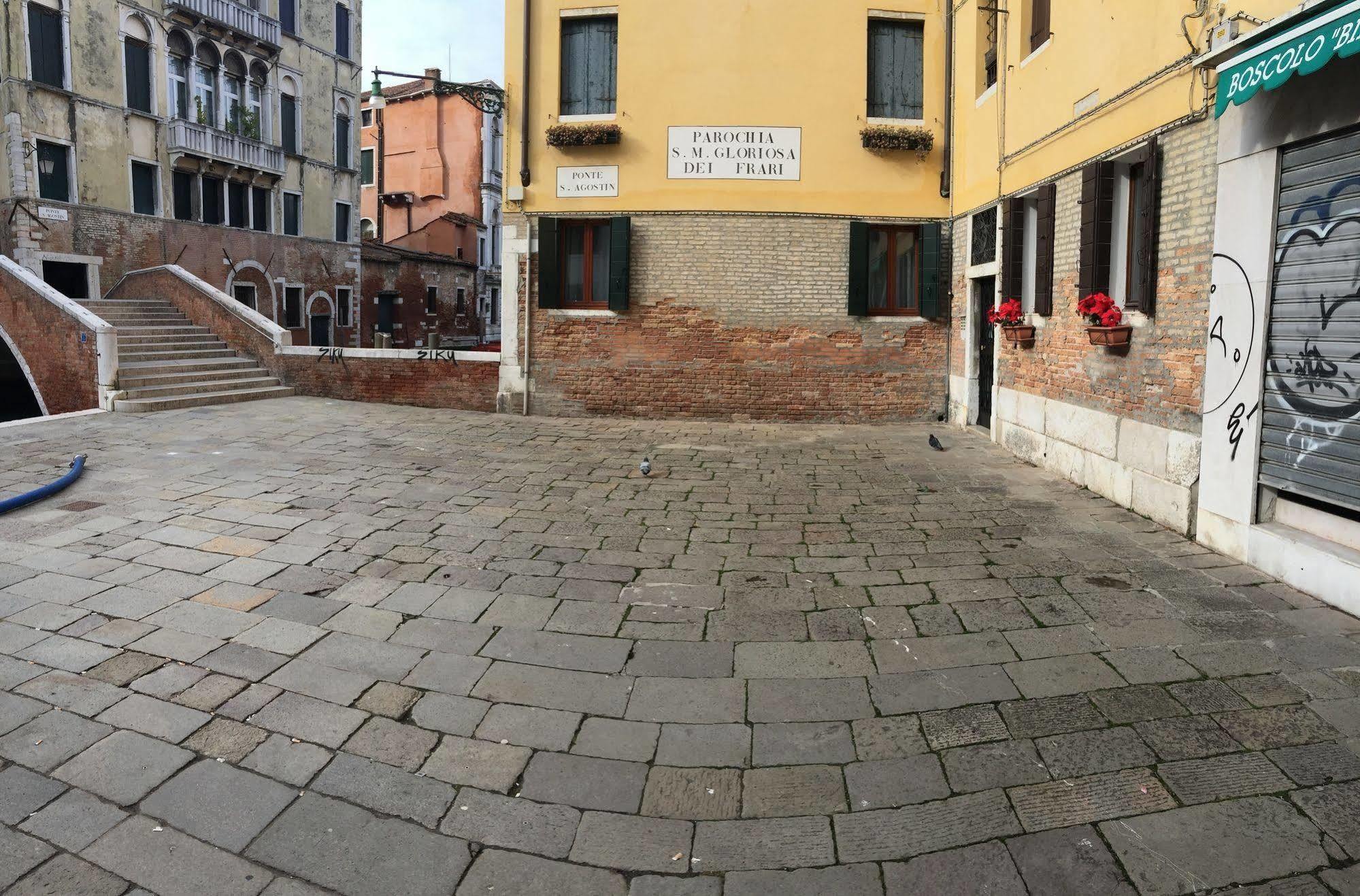 Home Lovers Apartment Venecia Exterior foto